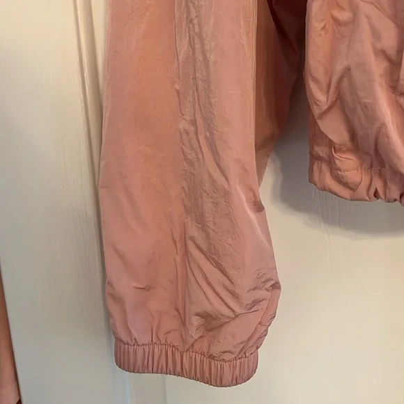 NWOT Victoria's Secret PINK Hooded Windbreaker Jacket - Picture 8 of 15